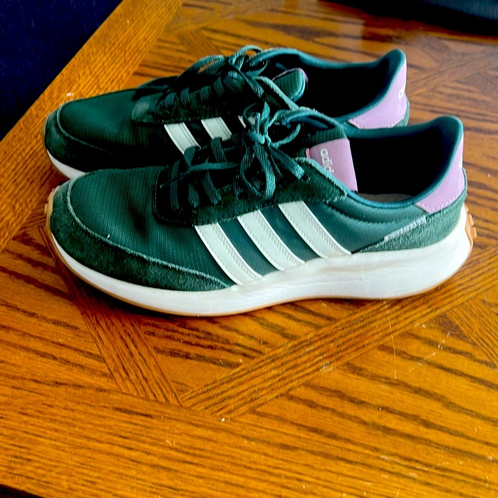 Adidas retro style Sneakers